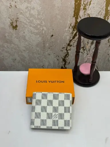 LOUIS VUITTON WHITE PREMIUM WALLET 